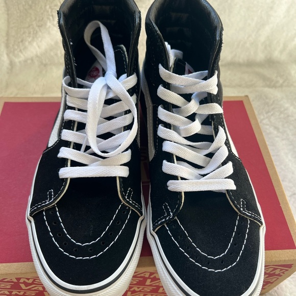 Vans Black and White Sneakers - Picture 8 of 15